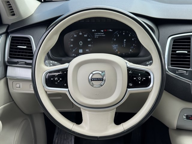 Used 2021 Volvo XC90 T5 Momentum w/ Protection Package AWD/4WD image 15