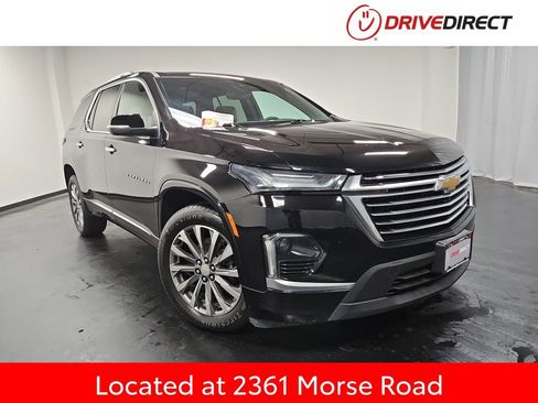 Used 2023 Chevrolet Traverse Premier w/ LPO, Cargo Package image 1