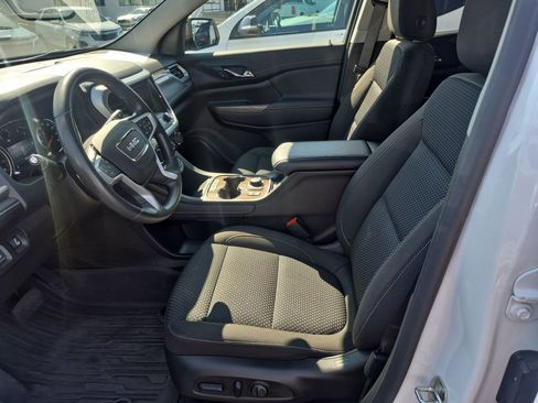Certified 2023 GMC Acadia SLE w/ Driver Convenience Package FWD image 22