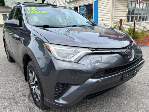 Used 2018 Toyota RAV4 LE w/ All Weather Liner Package AWD/4WD image 5