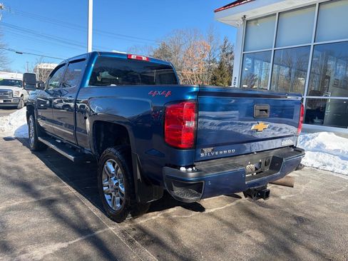 Used 2019 Chevrolet Silverado 2500 High Country w/ Duramax Plus Package image 10
