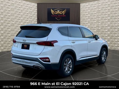 Used 2019 Hyundai Santa Fe SE FWD image 5