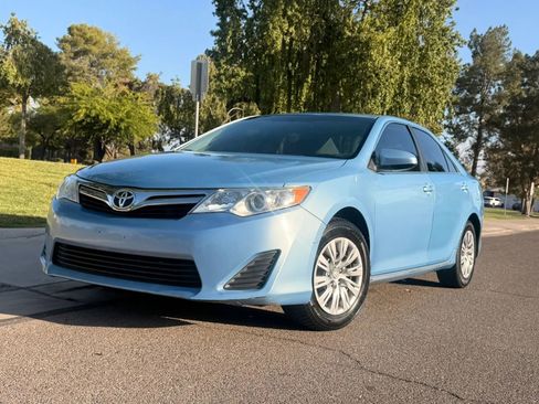 Used 2012 Toyota Camry LE FWD image 31