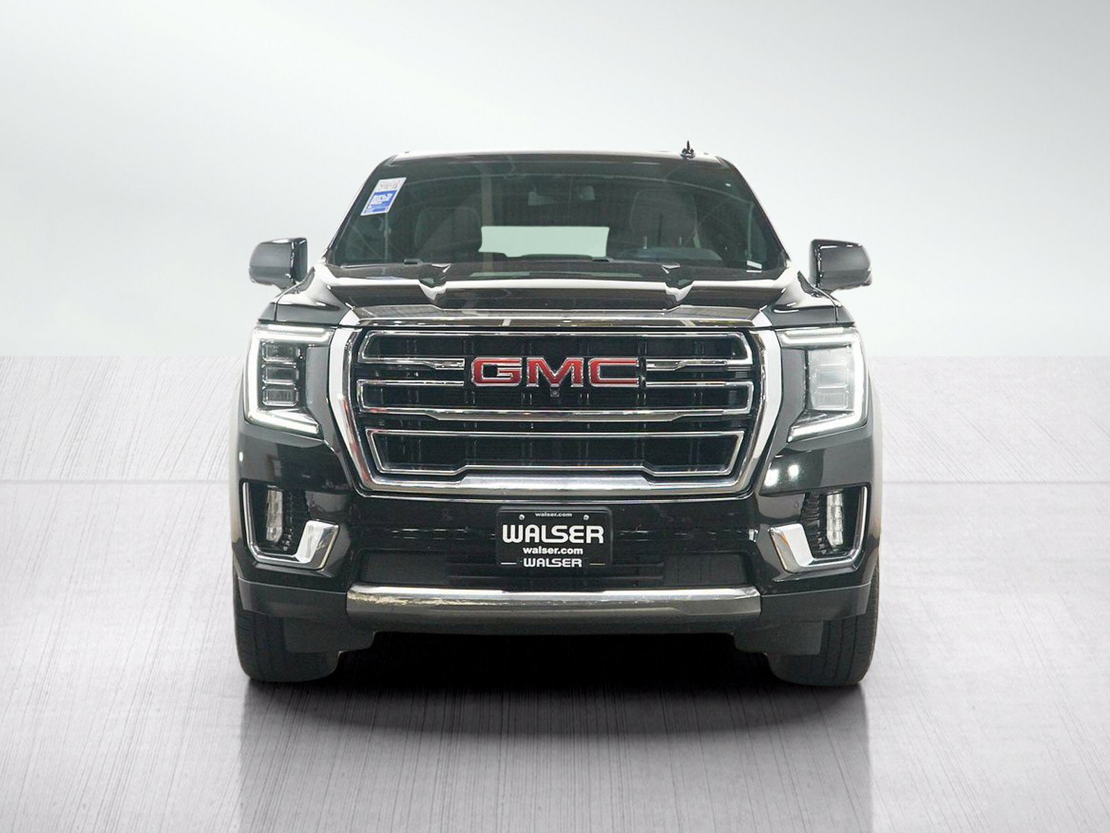 Used 2023 GMC Yukon XL SLT w/ SLT Premium Package AWD/4WD image 8