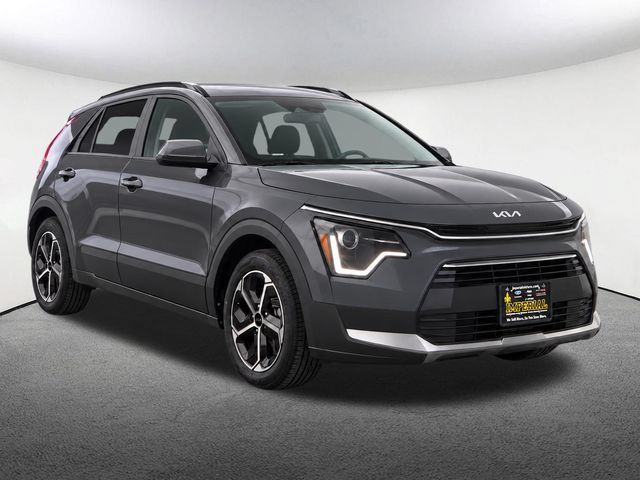 Used 2026 Kia Niro LX FWD image 2