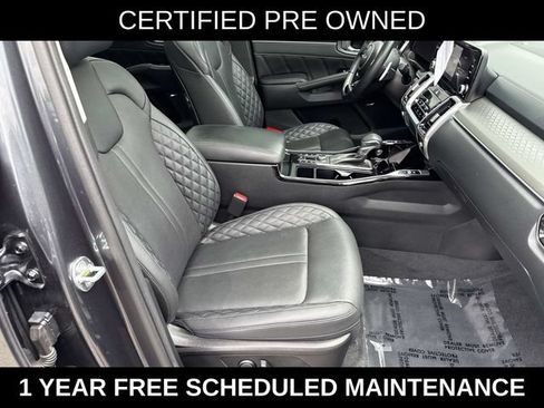 Used 2023 Kia Sorento SX AWD/4WD image 7
