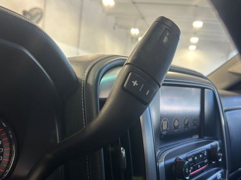 Used 2015 GMC Sierra 1500 SLT w/ SLT Crew Cab Value Package image 16