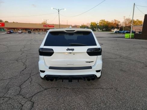 Used 2018 Jeep Grand Cherokee Trackhawk w/ Trailer Tow Group IV AWD/4WD image 4