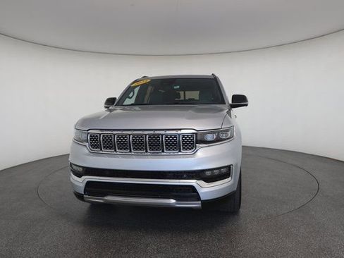 Used 2023 Jeep Grand Wagoneer Series III AWD/4WD image 31