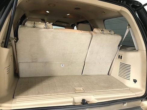 Used 2013 Ford Expedition XLT RWD image 30
