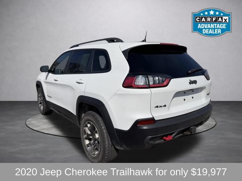 Used 2020 Jeep Cherokee Trailhawk w/ Cold Weather Group AWD/4WD image 7