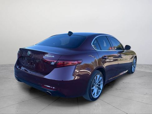 Used 2017 Alfa Romeo Giulia Ti AWD/4WD image 13