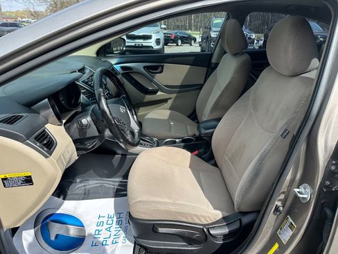 Used 2016 Hyundai Elantra Value Edition image 11