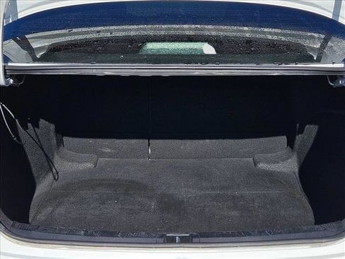 Used 2023 Toyota Corolla LE image 6