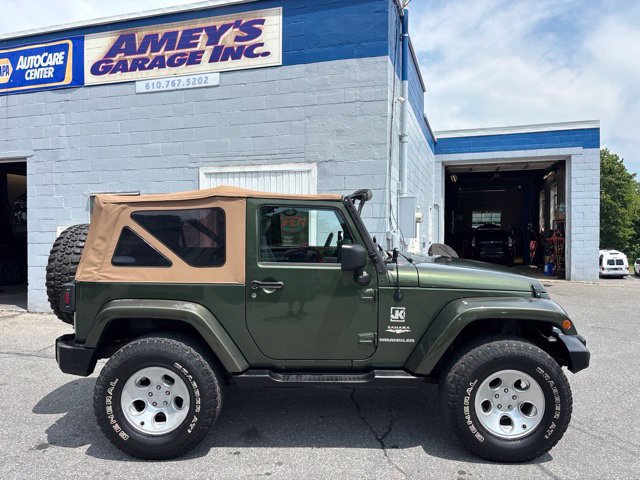 Used 2009 Jeep Wrangler Sahara w/ Dual Top Group AWD/4WD image 7