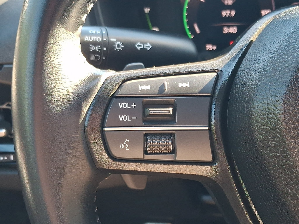 Used 2025 Honda Accord Sport image 22