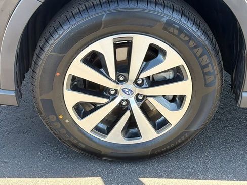 Used 2020 Subaru Outback Limited AWD/4WD image 9
