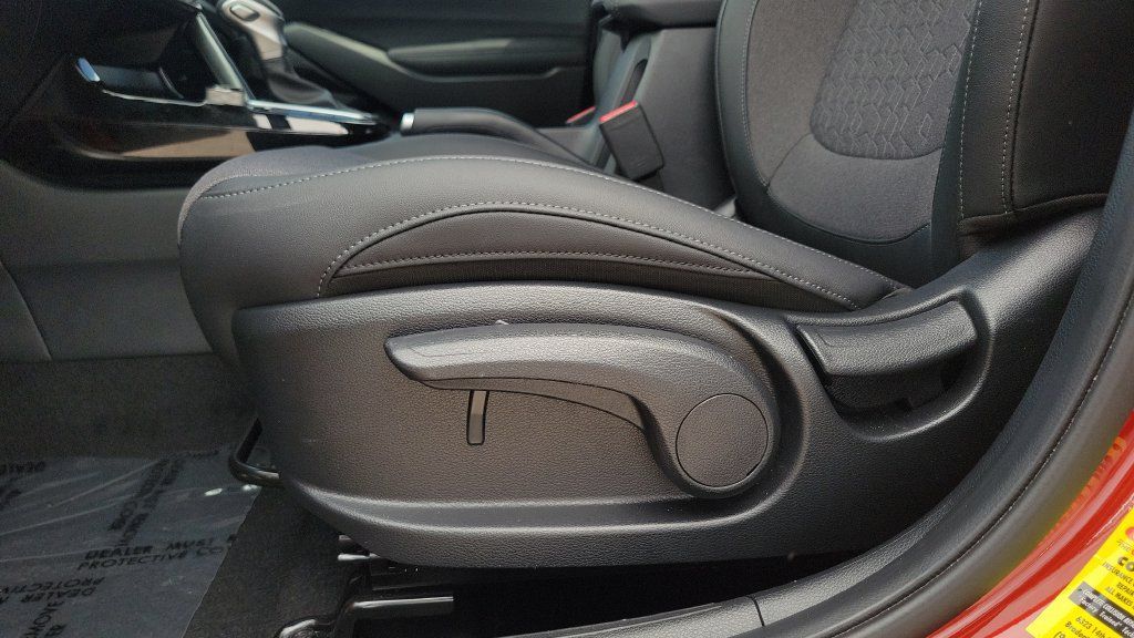 Used 2026 Kia Seltos S FWD image 16