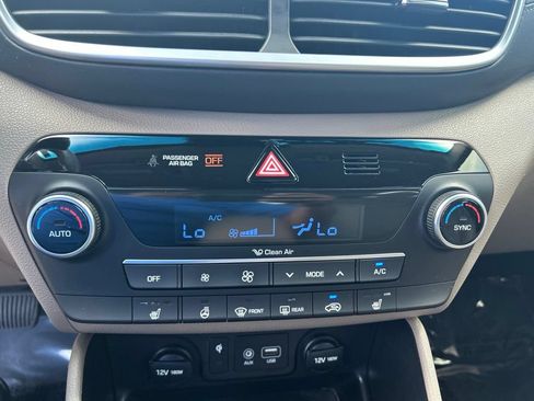 Used 2021 Hyundai Tucson Limited FWD image 37