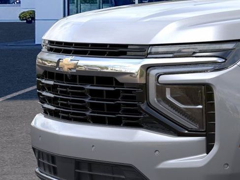 New 2026 Chevrolet Suburban LS w/ Max Trailering Package AWD/4WD image 13