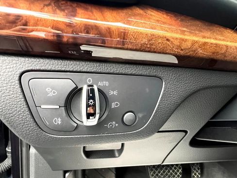 Used 2018 Audi Q5 2.0T Premium Plus image 28