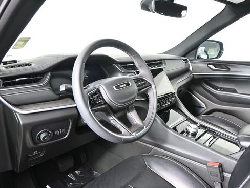 Used 2023 Jeep Grand Cherokee L Overland AWD/4WD image 24