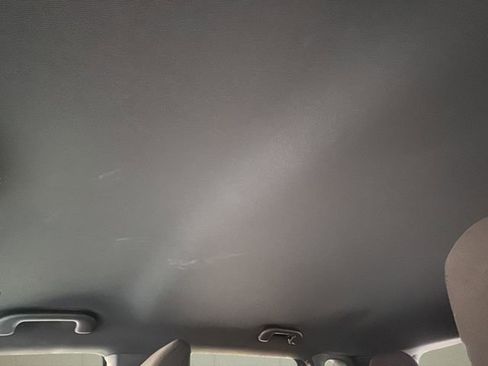 Used 2024 Jeep Compass Sport image 36