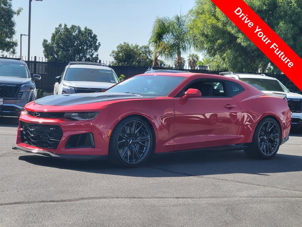Used 2017 Chevrolet Camaro ZL1 RWD image 2