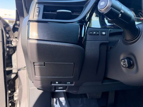 Used 2023 Lexus ES 350 w/ Premium Package FWD image 22