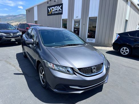 Used 2015 Honda Civic SE image 1