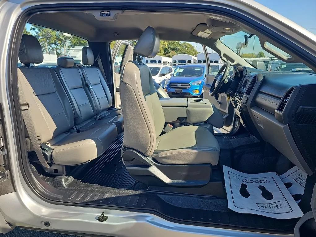 Used 2017 Ford F350 XL RWD image 23