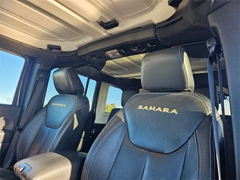 Used 2015 Jeep Wrangler Unlimited Sahara w/ Max Tow Package image 31