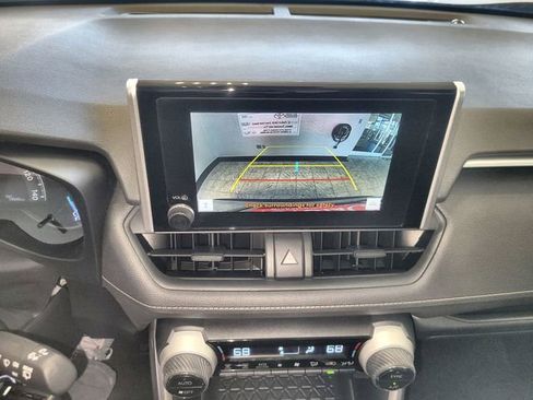 Certified 2025 Toyota RAV4 LE AWD/4WD image 17