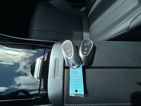 Used 2025 Mercedes-Benz CLE 450 4MATIC Coupe image 39