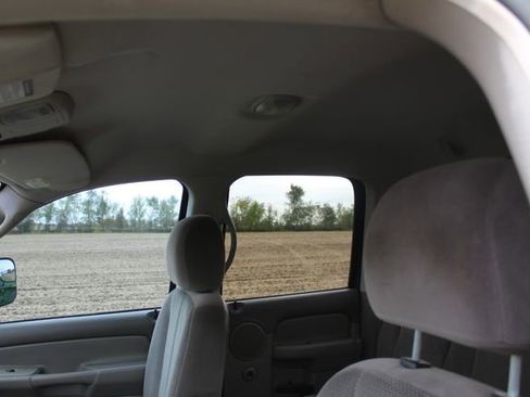 Used 2003 Dodge Ram 2500 Truck SLT image 15