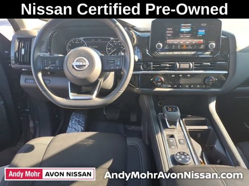 Certified 2025 Nissan Pathfinder SV AWD/4WD image 32