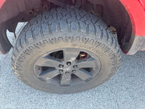Used 2013 Ford F150 FX4 w/ FX Appearance Pkg AWD/4WD image 10
