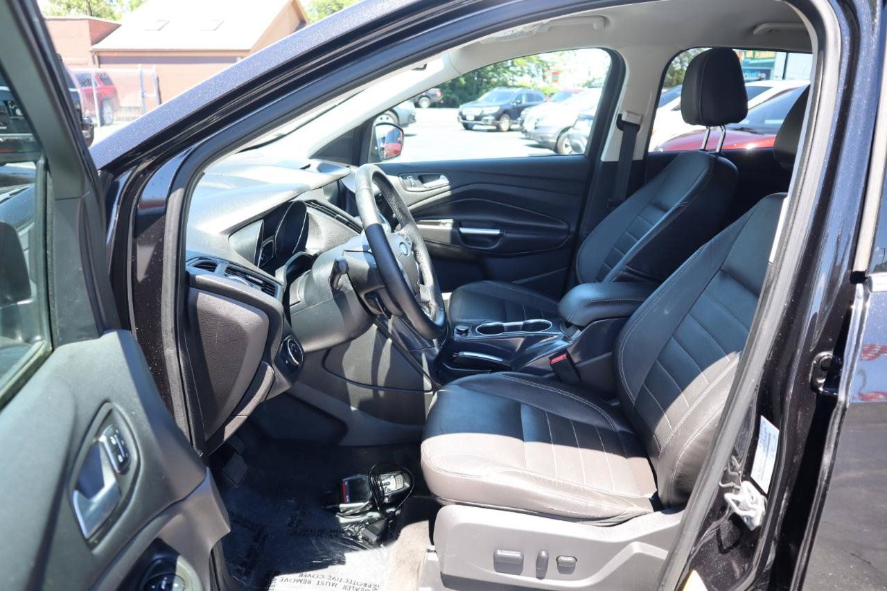 Used 2014 Ford Escape Titanium w/ Equipment Group 401A AWD/4WD image 18