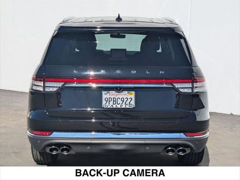 Used 2023 Lincoln Aviator Reserve w/ Equipment Group 201A RWD image 4