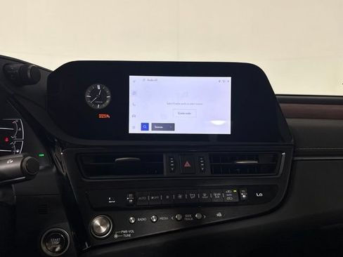 Used 2025 Lexus ES 350 w/ Premium Package FWD image 22