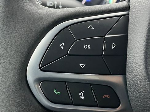 New 2026 Chrysler Pacifica Select FWD image 11