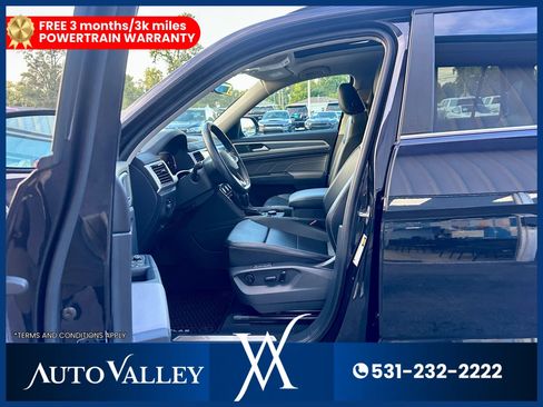 Used 2022 Volkswagen Atlas SEL R-Line AWD/4WD image 13