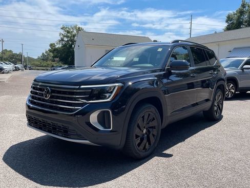 Used 2026 Volkswagen Atlas SE w/ Panoramic Sunroof Package FWD image 22