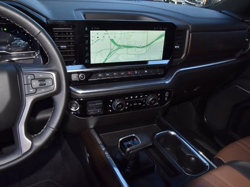 Used 2025 Chevrolet Silverado 1500 High Country w/ High Country Premium Package image 26