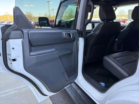New 2026 Ford Bronco Outer Banks AWD/4WD image 9