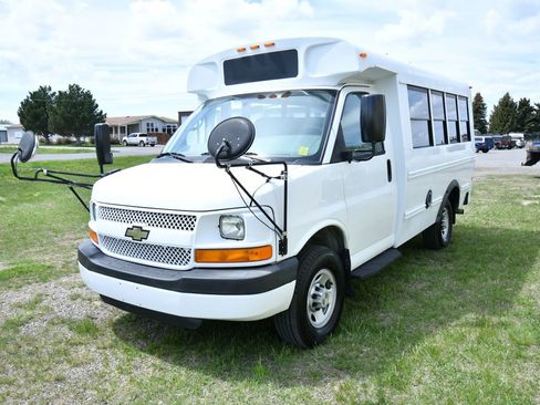Used 2013 Chevrolet Express 3500 w/ School Bus Package RWD image 6