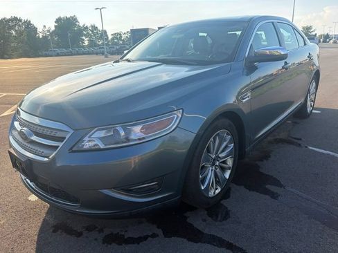 Used 2010 Ford Taurus Limited FWD image 2