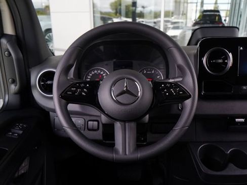 New 2025 Mercedes-Benz Sprinter 2500 image 19