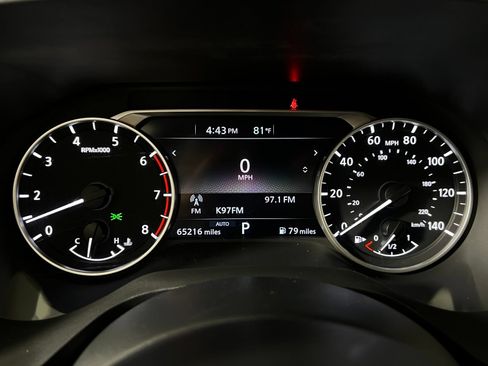 Used 2024 Nissan Rogue SV AWD/4WD image 15
