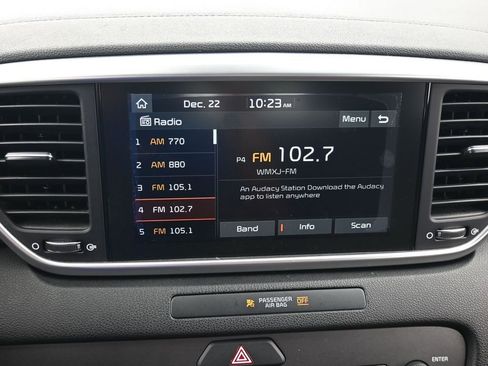 Used 2020 Kia Sportage LX image 21